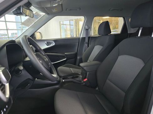 Used 2024 Kia Soul LX w/ Option Group 015 image 22