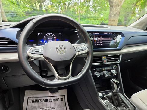 Used 2024 Volkswagen Taos SE AWD/4WD image 26