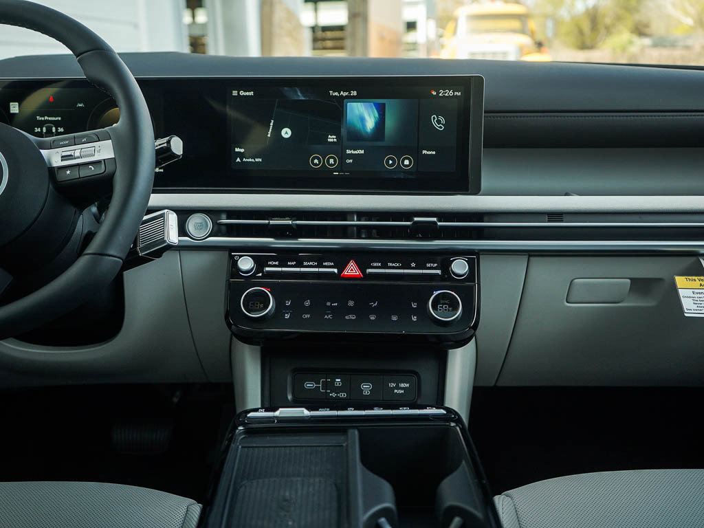 New 2026 Hyundai Tucson Limited AWD/4WD image 17