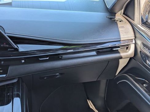 Used 2021 Cadillac Escalade Sport image 17