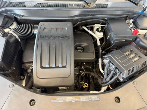 Used 2017 Chevrolet Equinox LS FWD image 26
