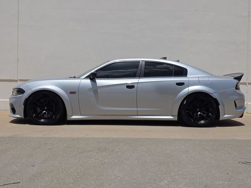 Used 2023 Dodge Charger Scat Pack RWD image 2