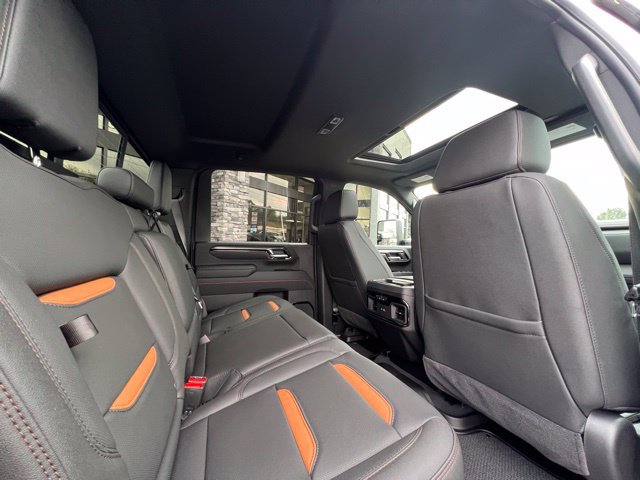 Used 2026 GMC Sierra 2500 AT4 w/ AT4 Premium Plus Package AWD/4WD image 9