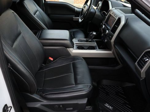 Used 2020 Ford F150 Lariat w/ Equipment Group 502A Luxury image 14