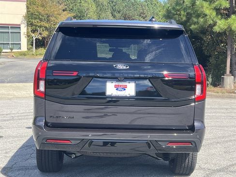 New 2025 Ford Expedition Platinum w/ Stealth Performance Package image 28