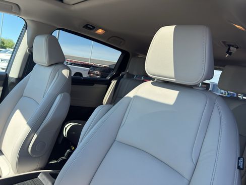 Used 2025 Honda Odyssey EX-L image 26