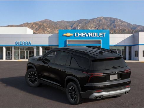 New 2026 Chevrolet Traverse Z71 w/ LPO, Cargo Package AWD/4WD image 2