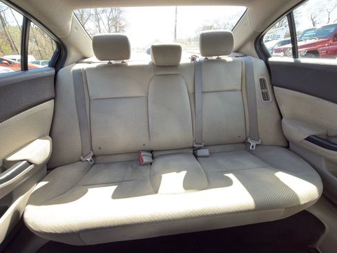 Used 2012 Honda Civic Hybrid Sedan image 24