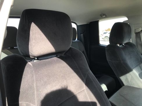 Used 2014 Toyota Tundra SR image 10