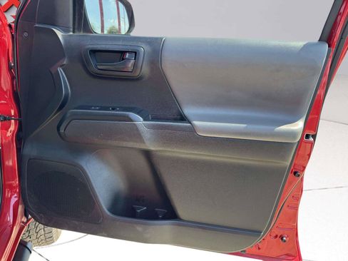 Used 2022 Toyota Tacoma SR w/ SR Convenience Package RWD image 53