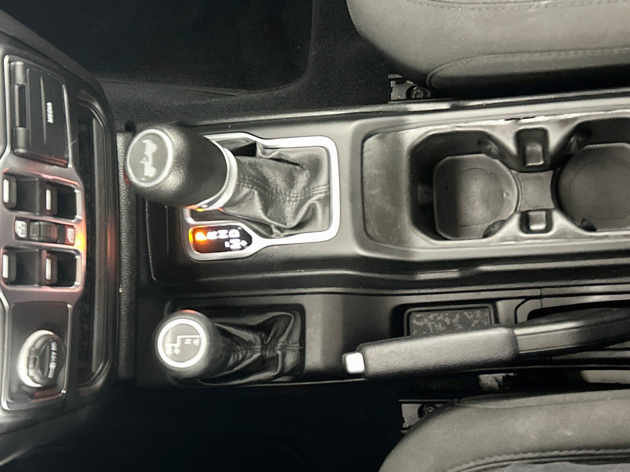 Used 2021 Jeep Wrangler Unlimited Sport AWD/4WD image 23