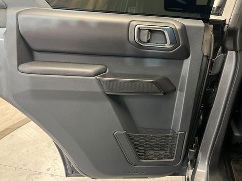 Used 2025 Ford Bronco Badlands AWD/4WD image 18