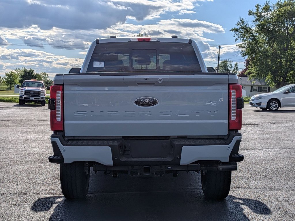 New 2026 Ford F350 Lariat w/ Black Appearance Package AWD/4WD image 6
