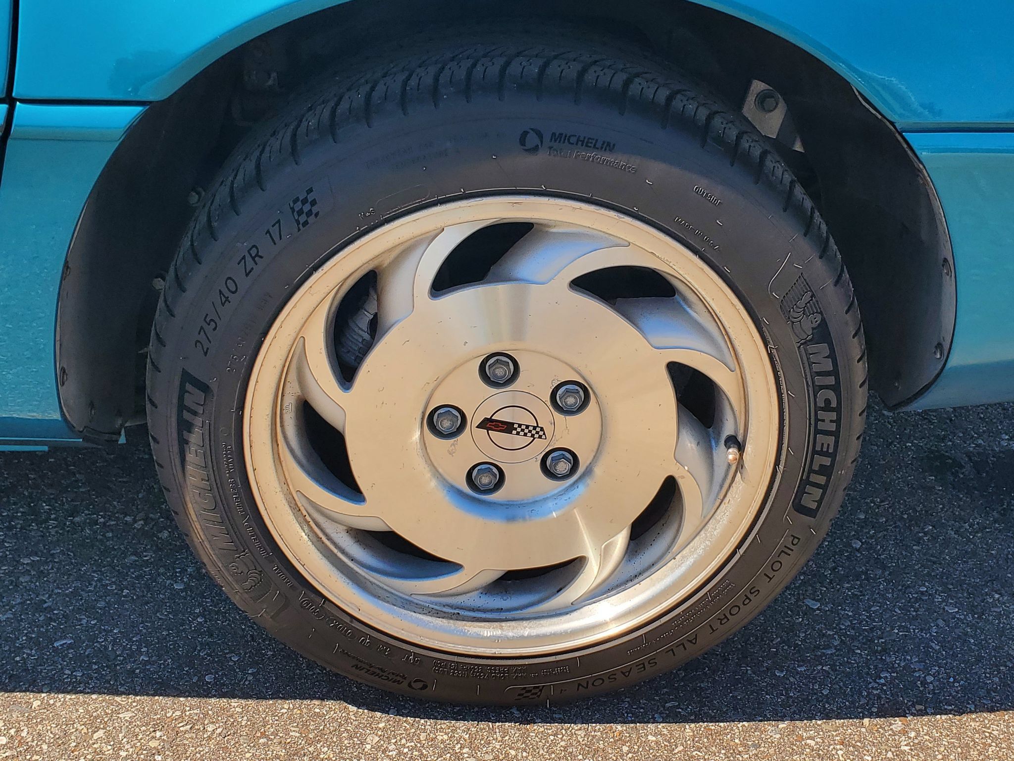 Used 1995 Chevrolet Corvette Coupe RWD image 8