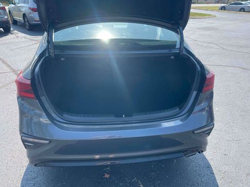 Used 2020 Kia Forte LXS FWD image 6
