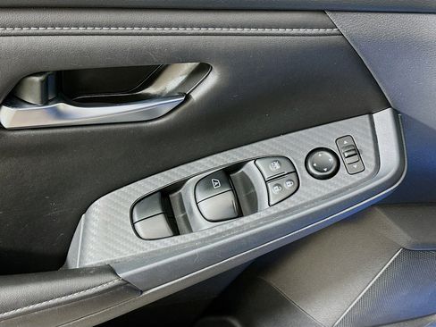 Used 2024 Nissan Sentra SV image 15