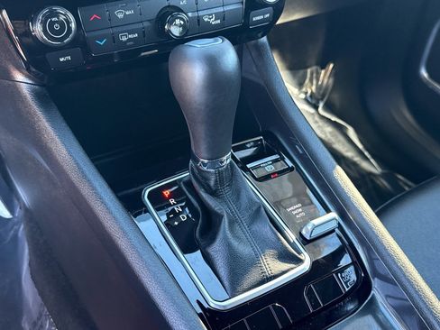 Used 2025 Jeep Compass Latitude image 26