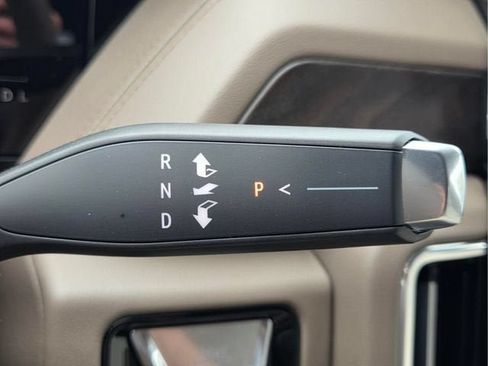 New 2026 GMC Yukon Denali w/ Sun & Power Step Package AWD/4WD image 30