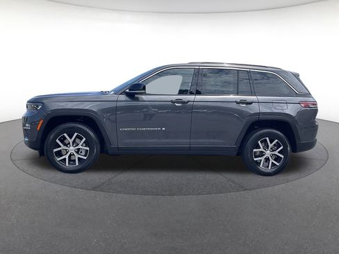New 2025 Jeep Grand Cherokee Limited w/ Luxury Tech Group II image 24