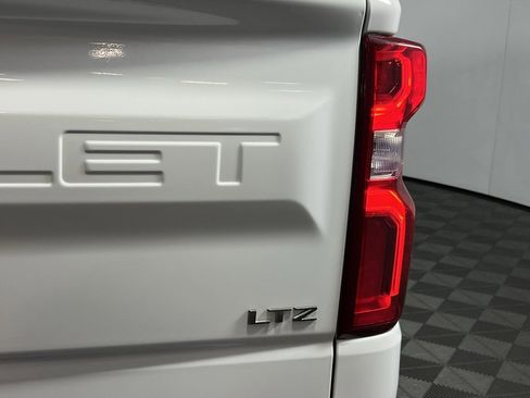 Used 2023 Chevrolet Silverado 1500 LTZ image 5