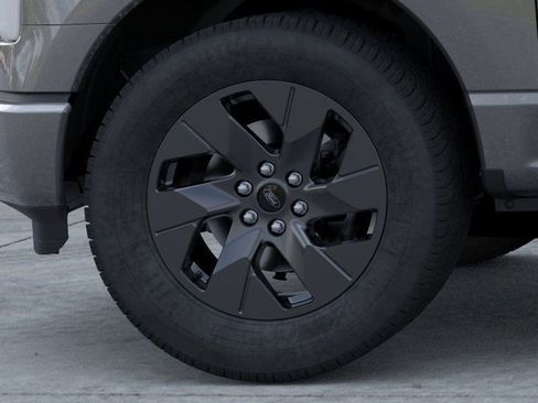 New 2025 Ford F150 Lightning Lariat image 19