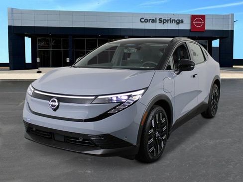 New 2026 Nissan Leaf Platinum+ w/ Cargo Package (Platinum+) FWD image 1