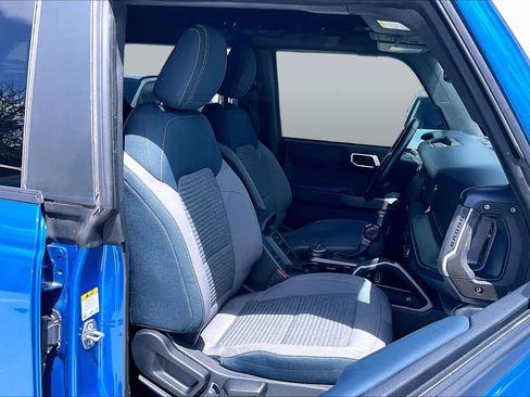 Used 2022 Ford Bronco Outer Banks AWD/4WD image 9