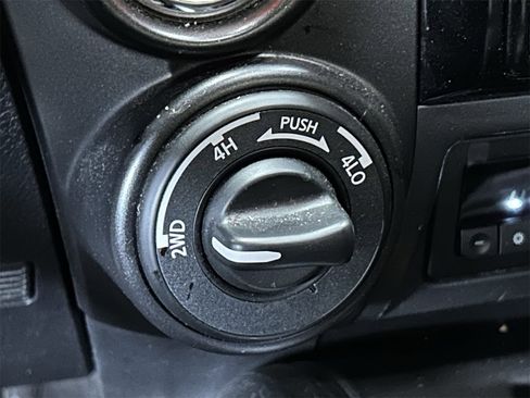 Certified 2021 Nissan Titan PRO-4X w/ Pro-4x Convenience Package image 7