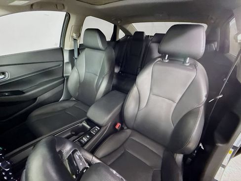 Used 2025 Honda Accord Touring image 11
