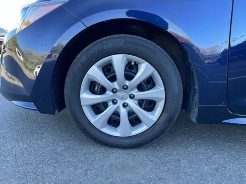 Used 2022 Toyota Corolla LE w/ Carpet Mat Package (TMS) FWD image 30