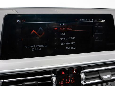 Used 2023 BMW X3 sDrive30i w/ M Sport Package image 31