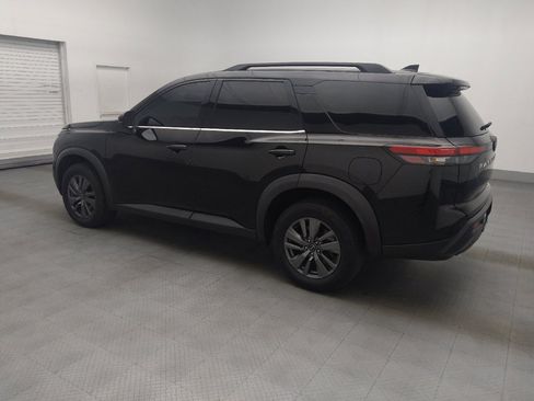 Used 2023 Nissan Pathfinder SV AWD/4WD image 3