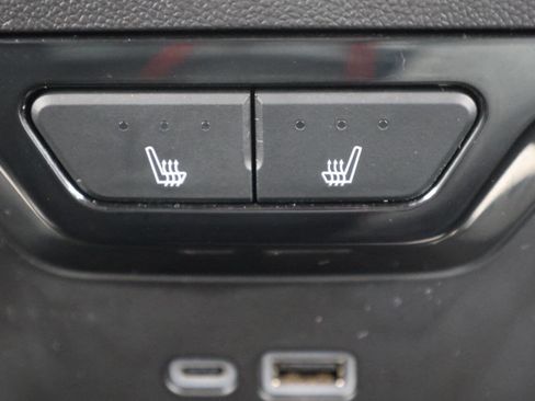 Used 2024 Chevrolet Silverado 1500 ZR2 w/ Technology Package image 22