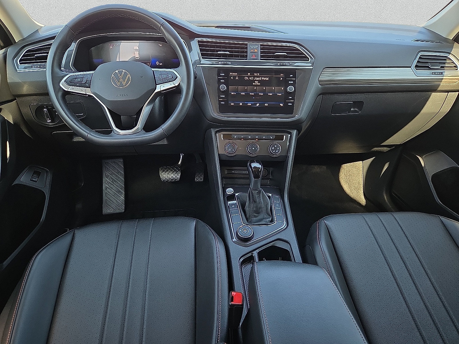 Used 2024 Volkswagen Tiguan Wolfsburg Edition AWD/4WD image 12