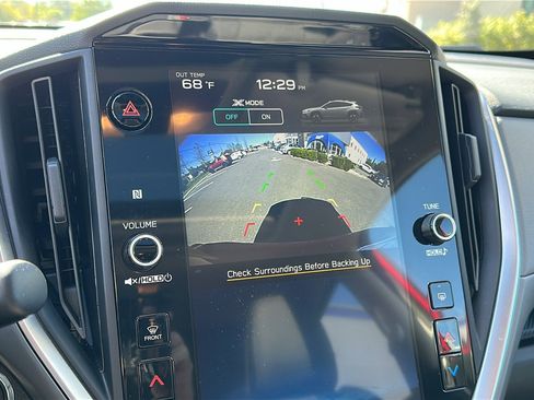 Used 2024 Subaru Crosstrek 2.0i Premium image 19