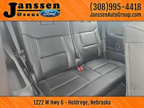 Used 2023 Ford Explorer XLT w/ Equipment Group 202A AWD/4WD image 5