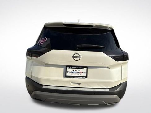 Used 2023 Nissan Rogue SV w/ SV Premium B Package FWD image 8
