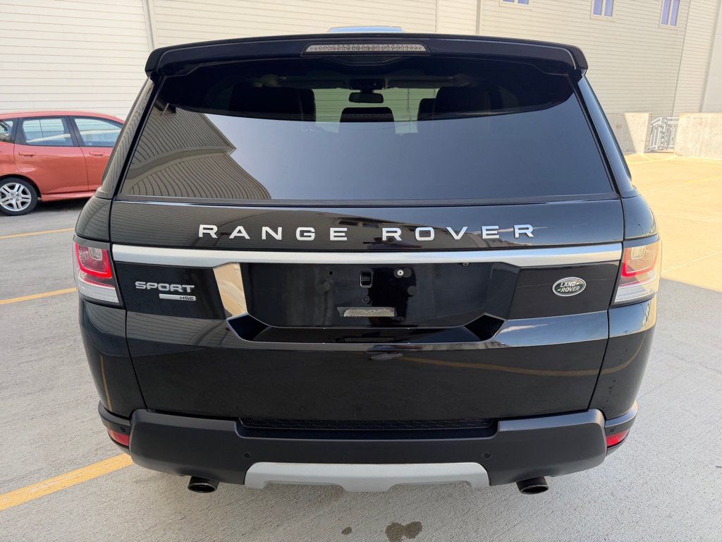Used 2014 Land Rover Range Rover Sport HSE AWD/4WD image 4