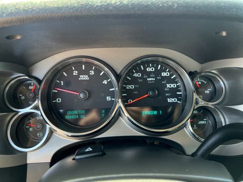 Used 2014 Chevrolet Silverado 3500 LT w/ Interior Plus Package AWD/4WD image 29