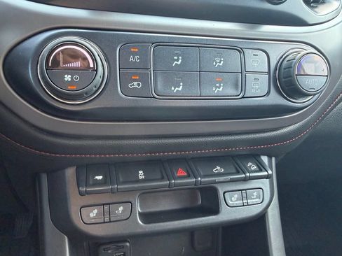 Used 2020 GMC Canyon All Terrain w/ All Terrain X Package AWD/4WD image 40