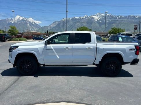 New 2025 Chevrolet Colorado Z71 w/ Technology Package AWD/4WD image 8