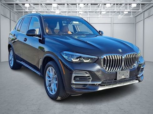 Certified 2023 BMW X5 xDrive40i w/ Premium Package image 3