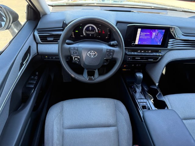 Used 2025 Toyota Camry LE FWD image 23