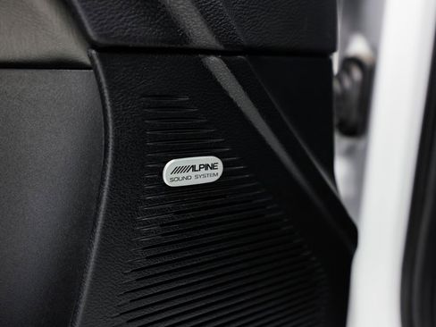 Used 2017 Dodge Challenger SXT Plus image 16