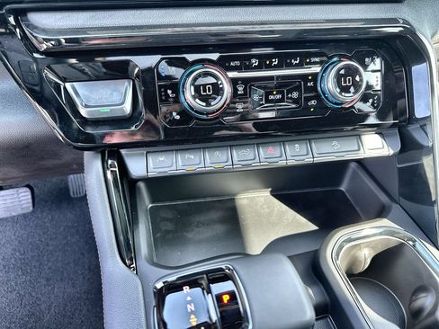 New 2026 GMC Sierra 1500 AT4 w/ AT4 Premium Package AWD/4WD image 27