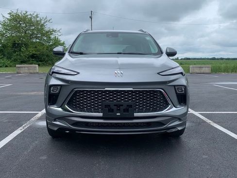 Used 2024 Buick Encore GX Avenir w/ Avenir Convenience Package image 2