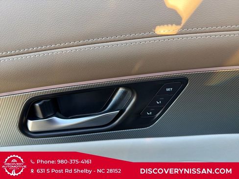 New 2026 Nissan Murano Platinum image 13