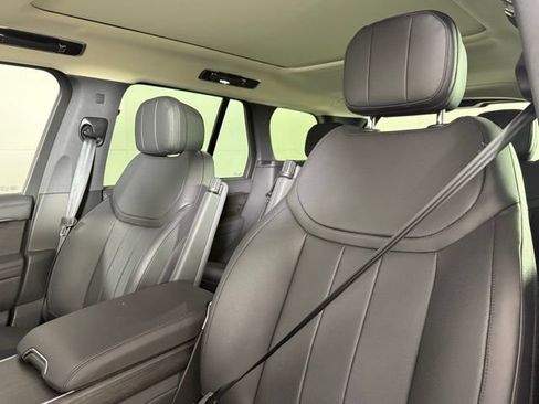 New 2025 Land Rover Range Rover SE AWD/4WD image 15