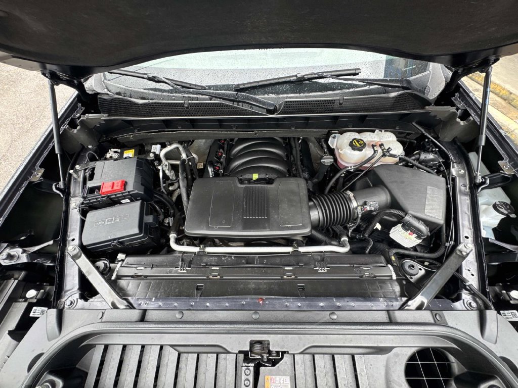 Used 2025 GMC Sierra 1500 AT4X AWD/4WD image 3