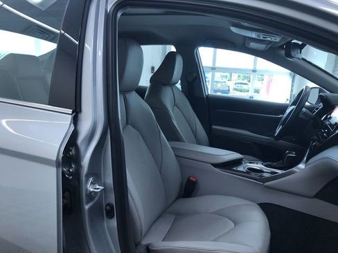 Certified 2023 Toyota Camry XLE image 14